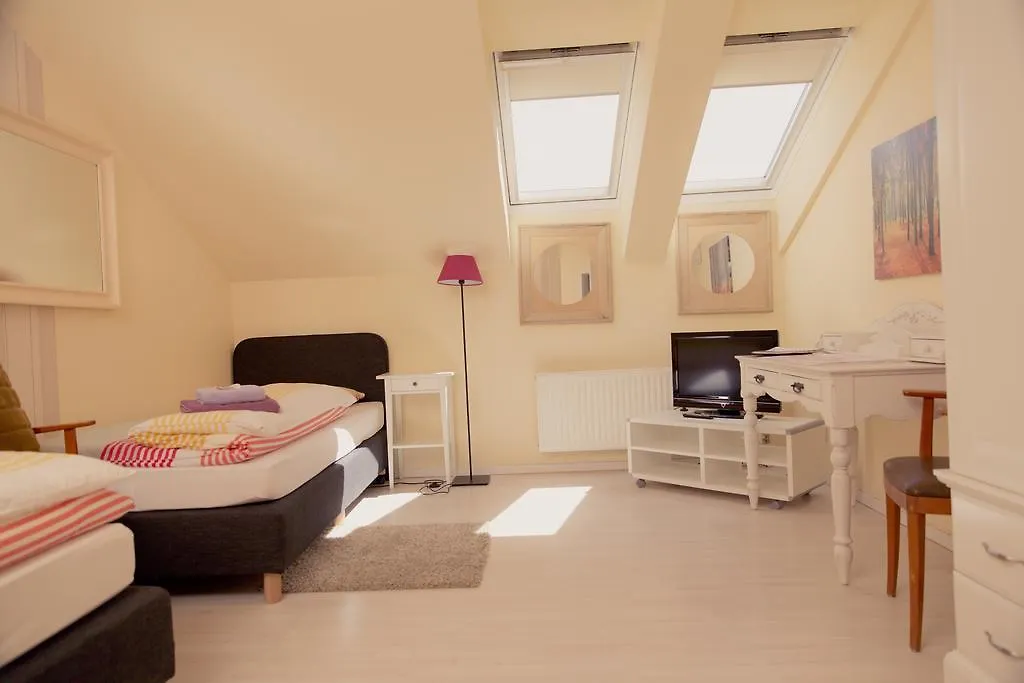 Heinsens Ellerbek Bed & Breakfast 3*,  Germany