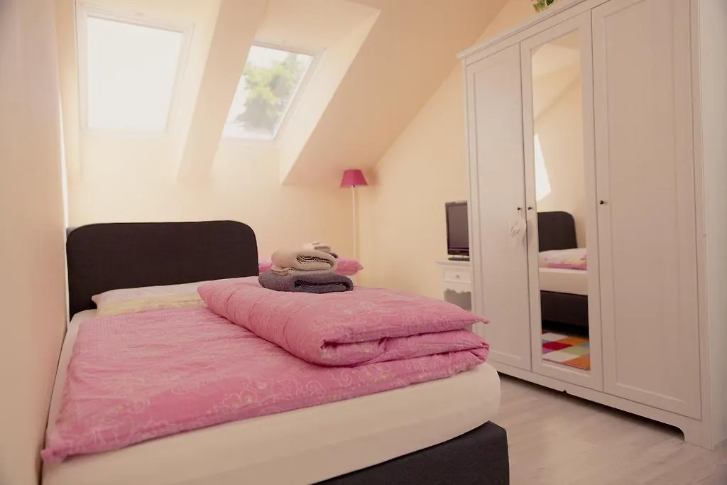 ***  Heinsens Ellerbek Bed & Breakfast Germany