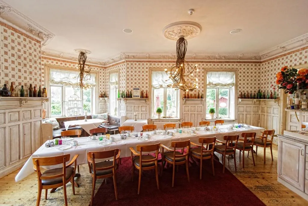 Heinsens Ellerbek Bed & Breakfast 3*,